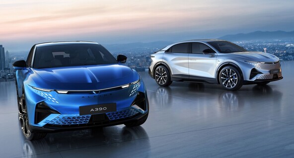 domača predstavitev: ALPINE A390