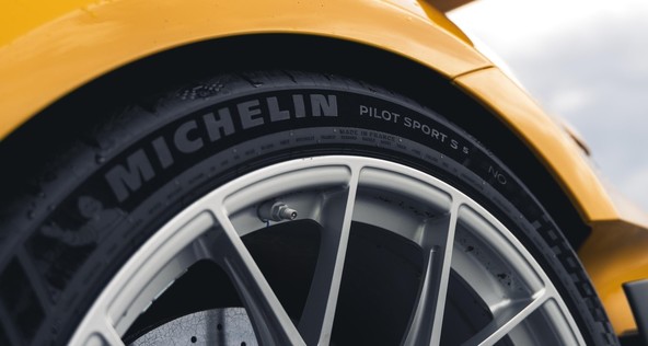 Študija kluba ADAC: Najmanj obrabljive so pnevmatike znamke Michelin