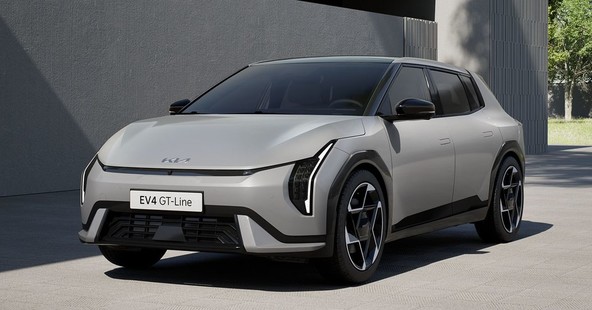 KIA EV4: EV4 pooseblja Kiino oblikovalsko filozofijo