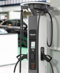 Schneider StarCharge Fast 720: Rešitev za hitro polnjenje električnih vozil velike moči