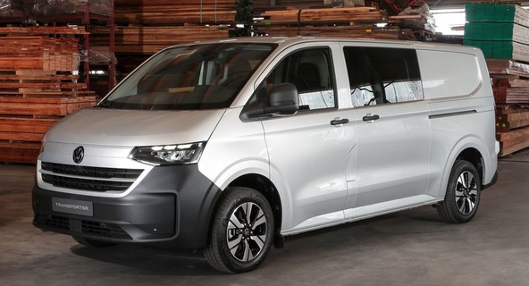 Kesonar z dvojno kabino in dva nova furgona: Razširitev programa modelske serije Transporter