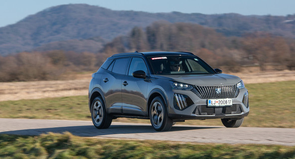 Peugeot 2008 1.2 hibrid 145 GT: Dobro je biti poseben