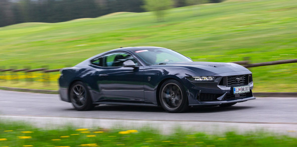 Ford mustang 5.0 Ti-VCT V8 dark horse: V sedmi generaciji ostaja zvest samemu sebi