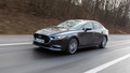 Mazda3 sedan e-skyactiv exclusive-line: Več za manj